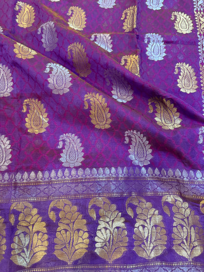 Magenta Banarasi Silk Saree – Traditional Tanchui with Sona Rupa Bel Buta